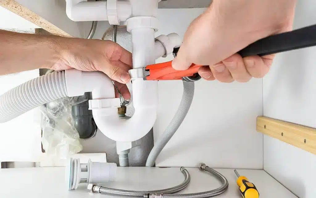 Plumbing Issues and Their Remedies by Plumbers in Oakville