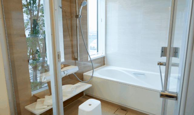 how to fix a leaky bathtub drain